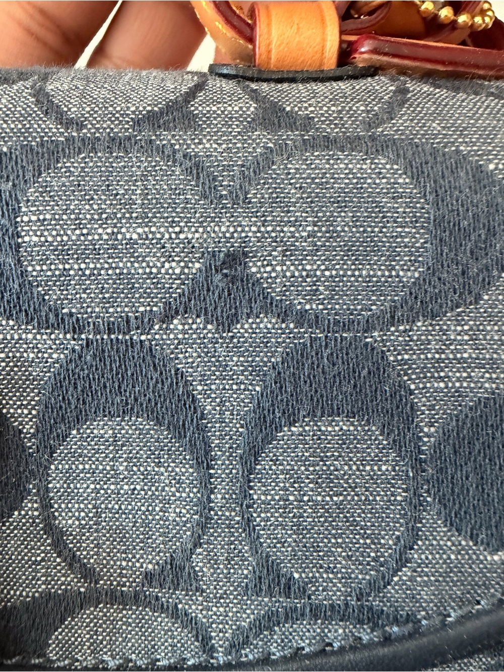 Coach Kleo Top Handle In Signature Chambray - Picture 2 of 8
